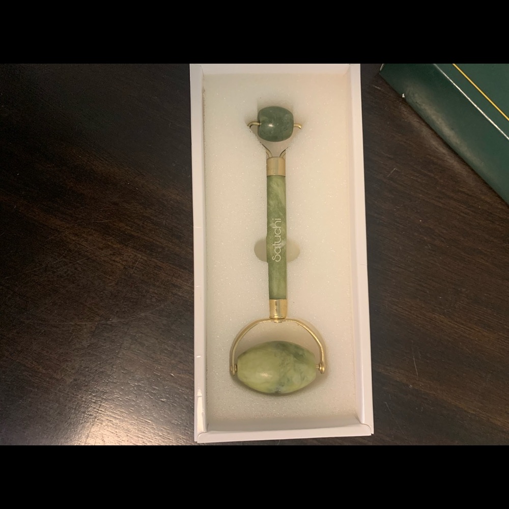 Jade Face Roller
